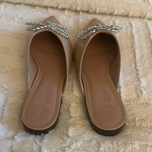 Paolo Women's Beige Patent Mules with Beaded Bow - Picture 5 of 5